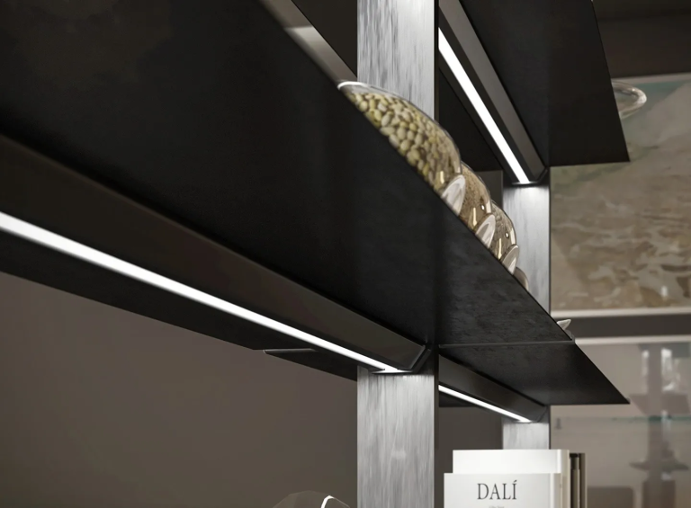 Vertical Line 238 LUX